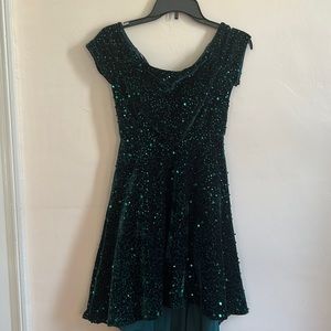 Morgan & Co green sequin velvet style dress